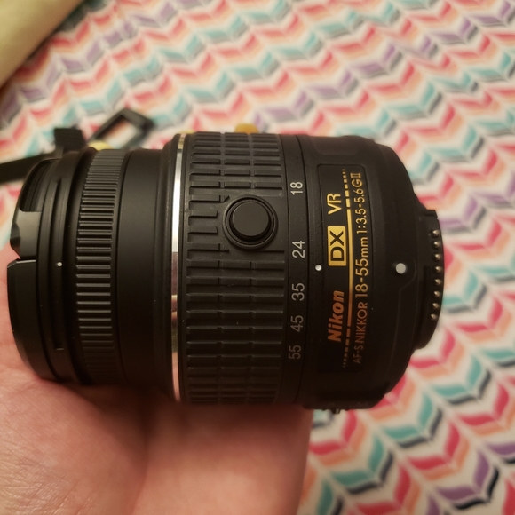 **SOLD** NikonD3200 Camera - Picture 3 of 8